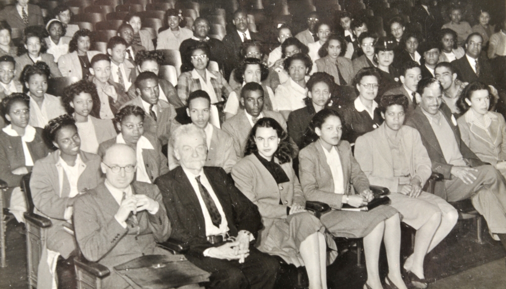 Stoehr was guest lecturer at Howard University, Washington DC in 1945.