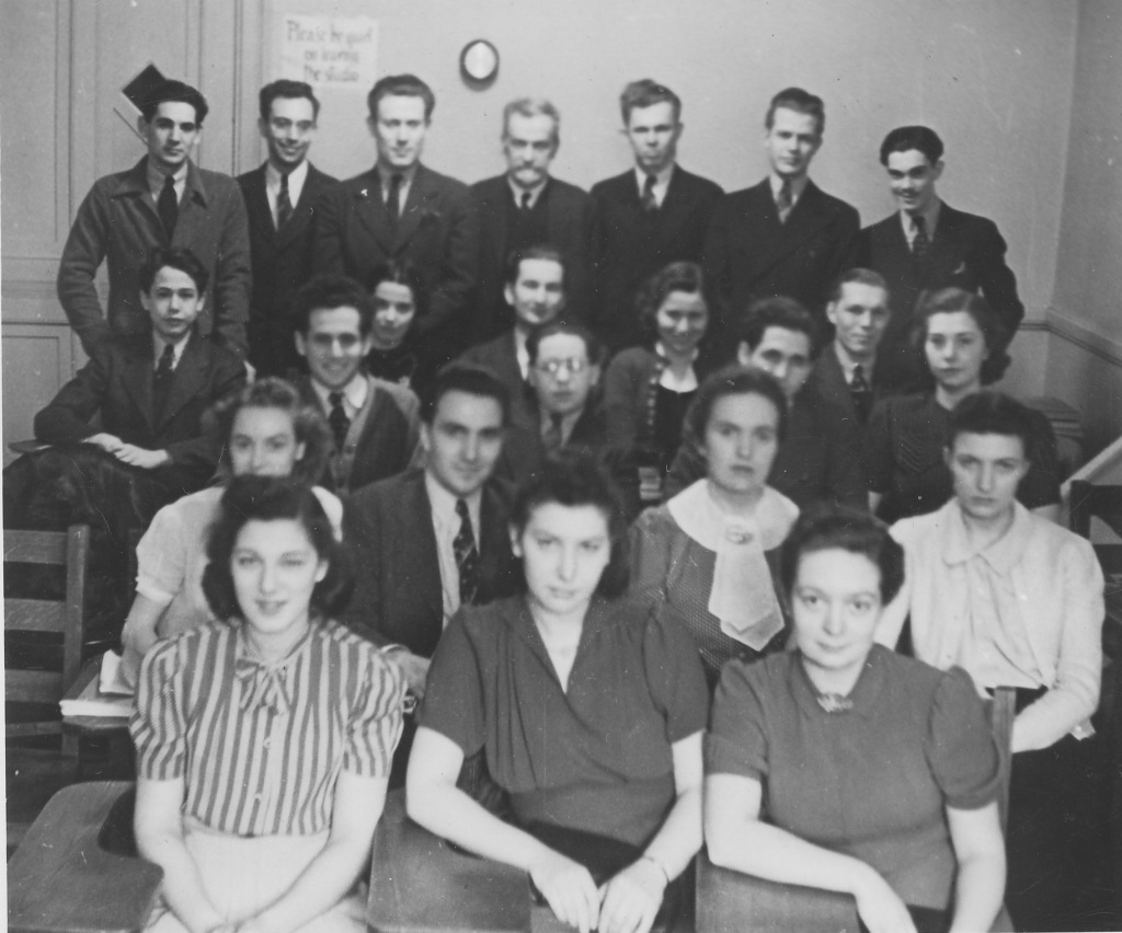 Class photo from the Curtis Institute, Stoehr last row center, Leonard Bernstein last row left