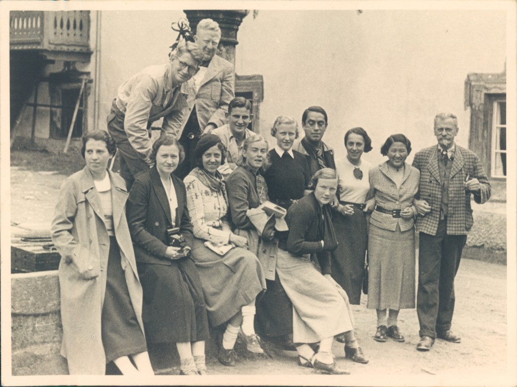 Stöhr with summer school students at Ötz, 1936.