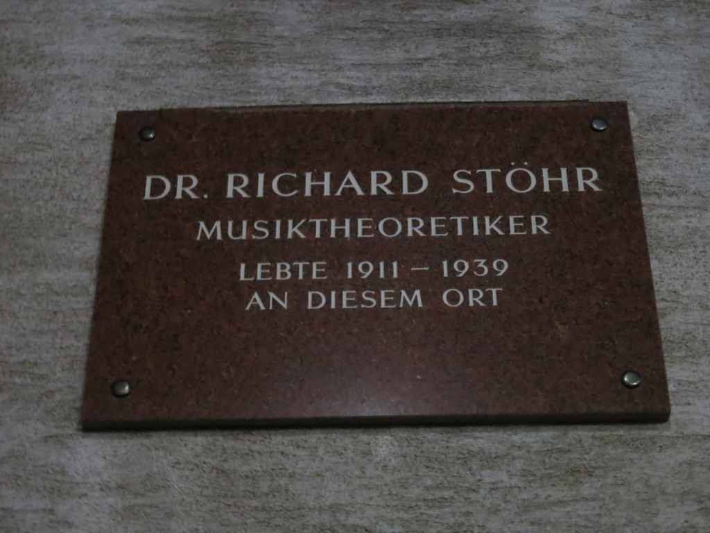 Plaque on the site of the Stöhr home, 14 Karolinengasse, Vienna.